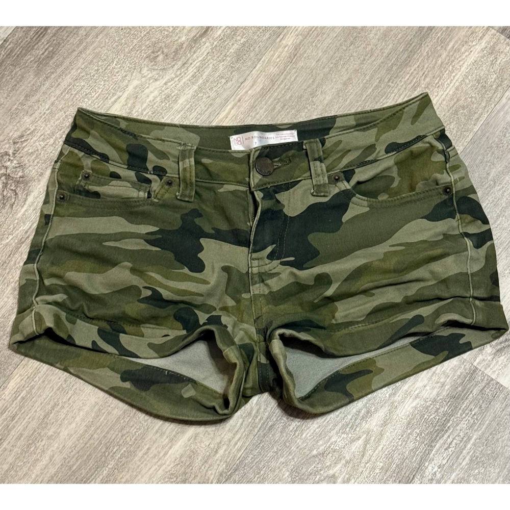 No Boundaries Camo Shorts Juniors Size 7 Casual Everyday Green